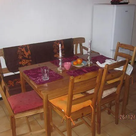 Ferienwohnungen-willrich-ferienwohnung-2 *