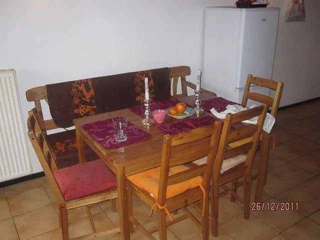 Ferienwohnungen-willrich-ferienwohnung-2 *